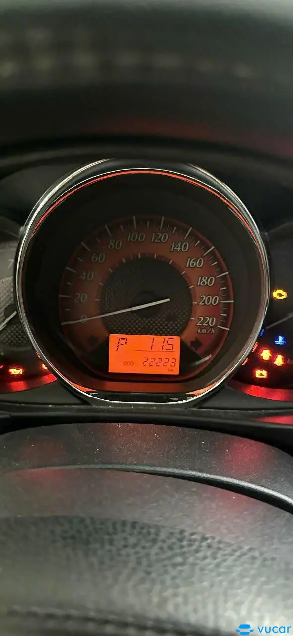 Toyota Yaris 1.3E 2014 - Nội thất 1