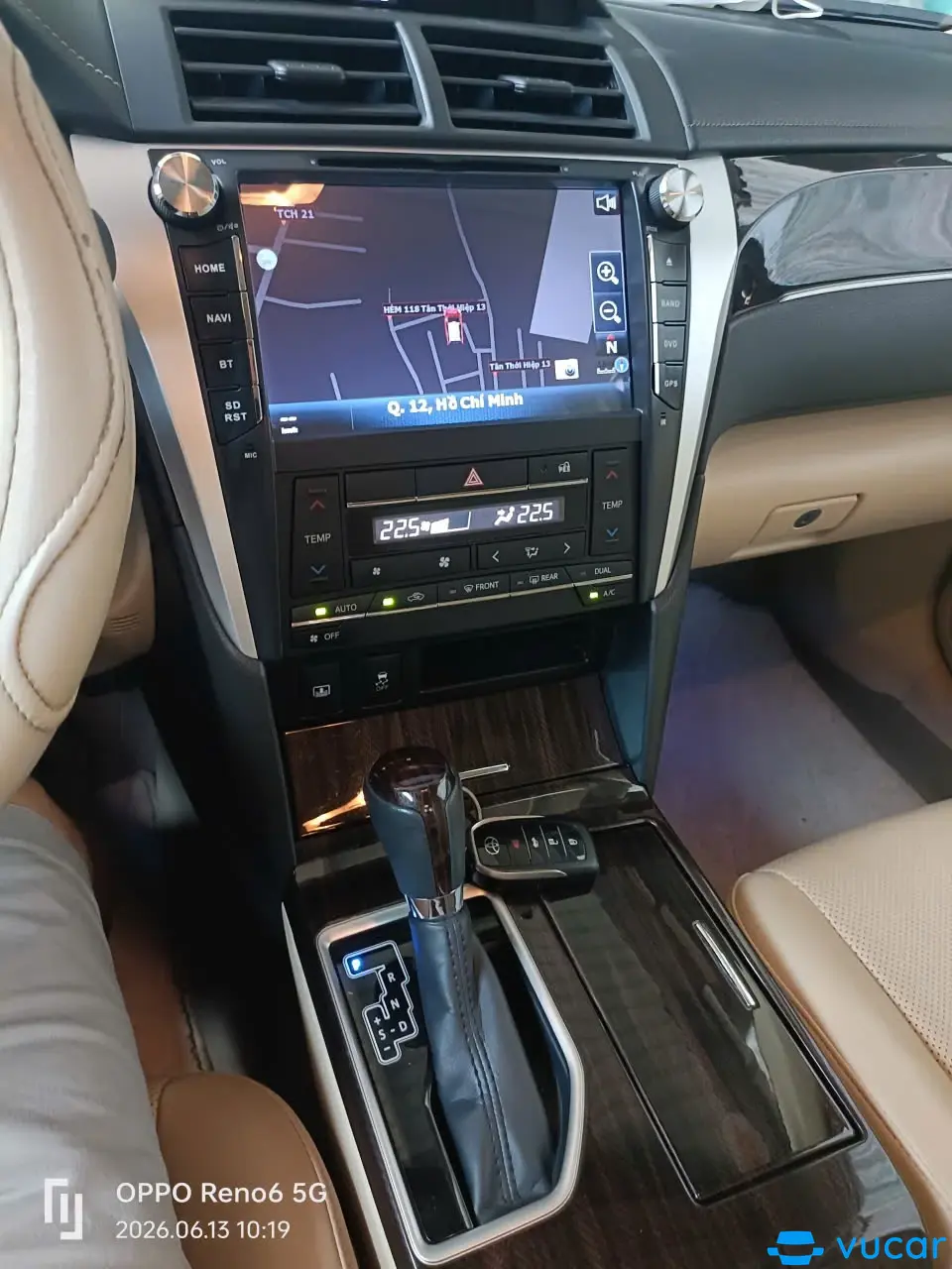 Toyota Camry 2.0E 2018 - Nội thất 3