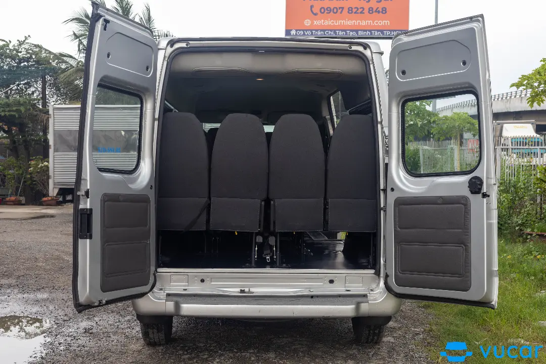 Ford Transit LUXURY 2023 - Nội thất 12