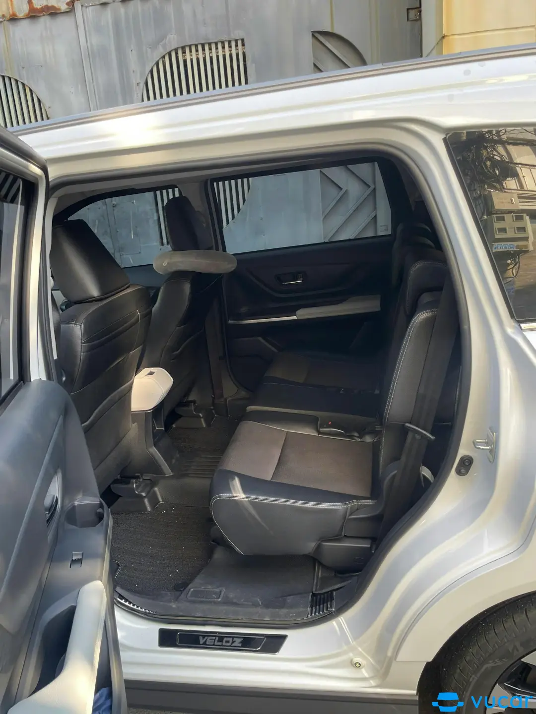 Toyota Veloz 2024 Cross Top 1.5 CVT - Nội thất 1