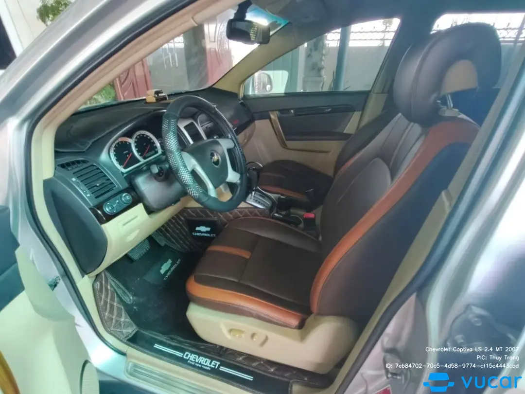 Chevrolet Captiva LS 2.4 MT 2007 - Nội thất 3