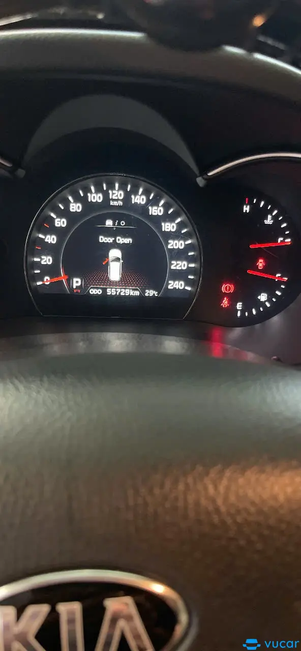 Kia Sorento 2.4 Premium 2021  - Nội thất 2