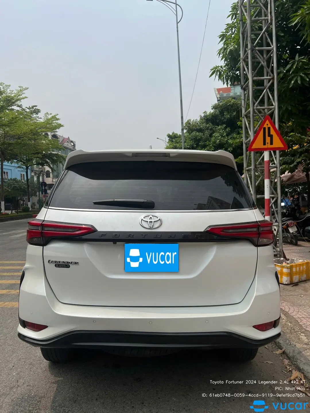 Toyota Fortuner 2024 Legender 2.4L 4x2 AT - Ngoại thất 1