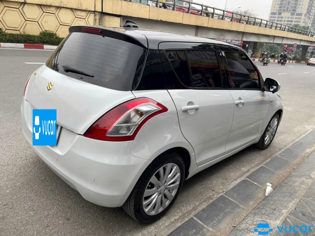 suzuki Swift 2015 - Ngoại thất 5