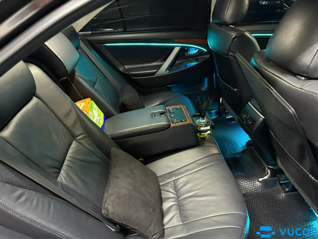Toyota Camrry 3.5Q 2010 - Nội thất 3