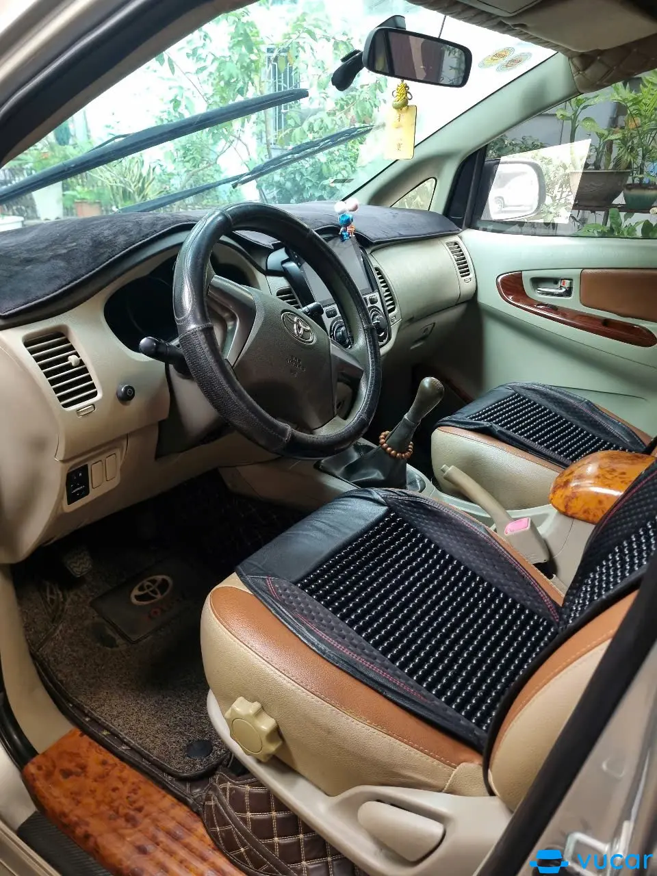 Toyota innova 2.0E 2015 - Nội thất 2
