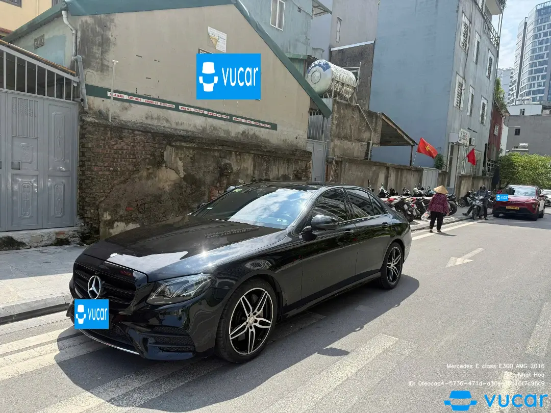 Mercedes E class E300 AMG 2016 - Ngoại thất 21