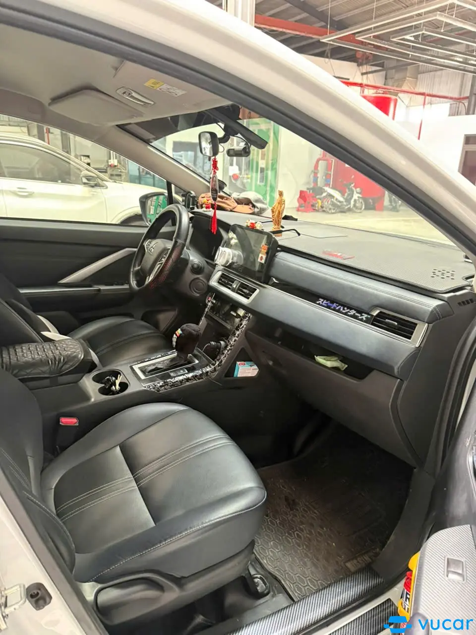 Mitsubishi Xpander Cross 1.5 AT 2024 - Nội thất 3