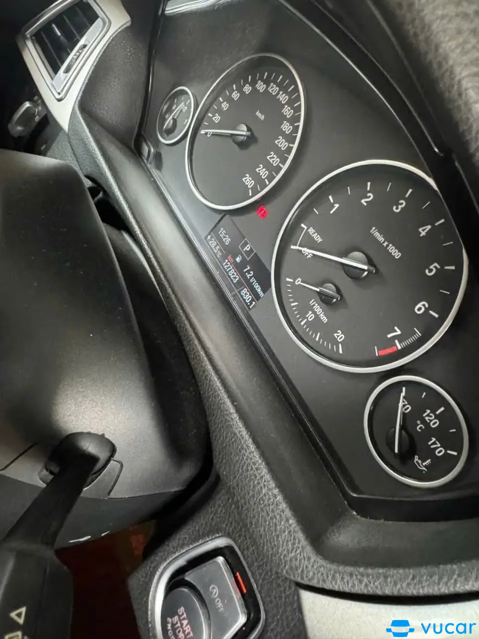 BMW 320i 2014 - Nội thất 1