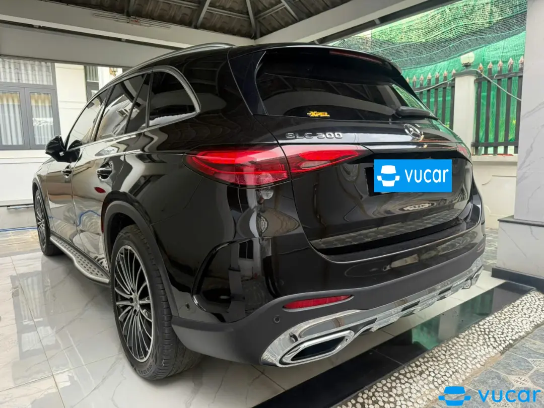 Mercedes Glc 300 4Matic 2023 5000km - Ngoại thất 9