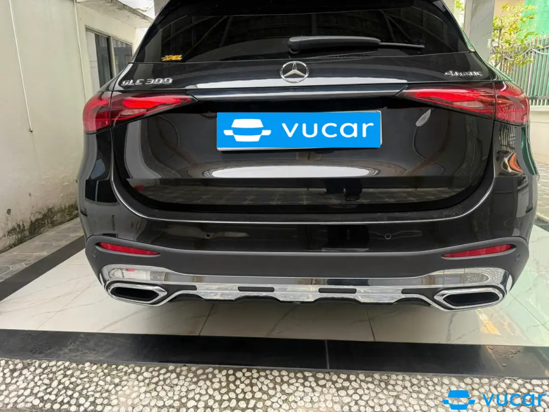 Mercedes Glc 300 4Matic 2023 5000km - Ngoại thất 7