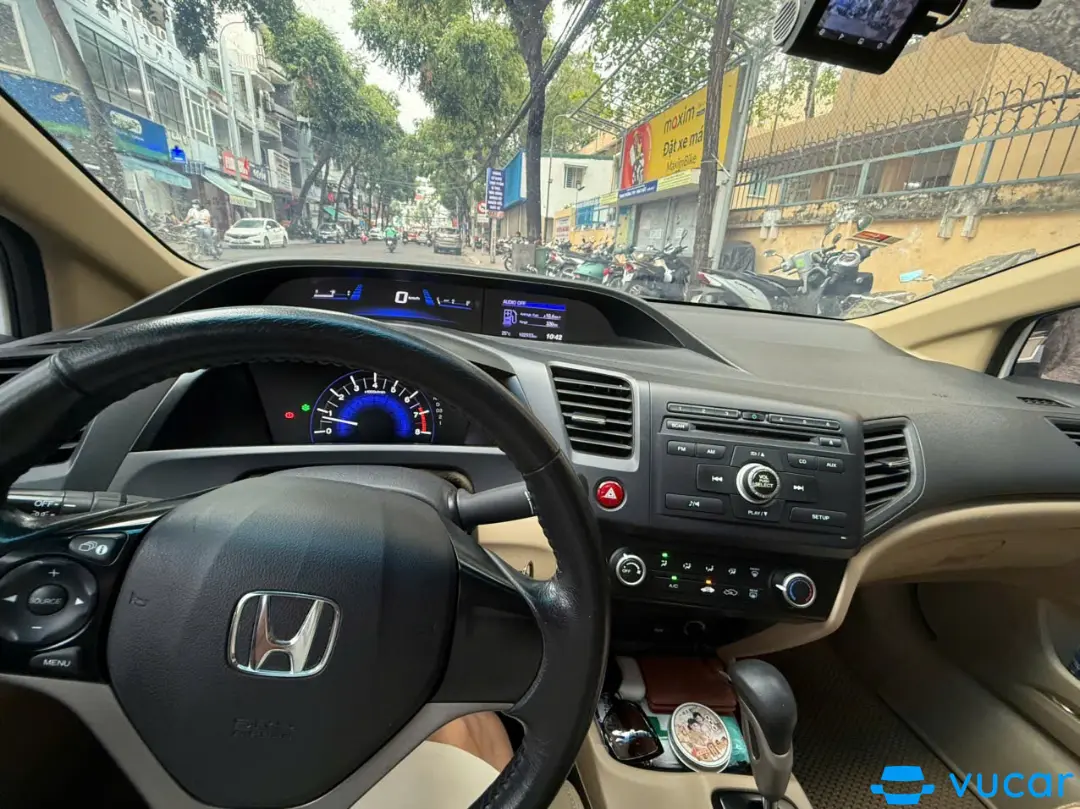 Honda Civic 1.8 AT 2015  - Nội thất 3