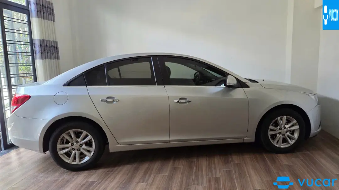 Chevrolet Cruze LS 1.6 MT 2014 - Ngoại thất 4