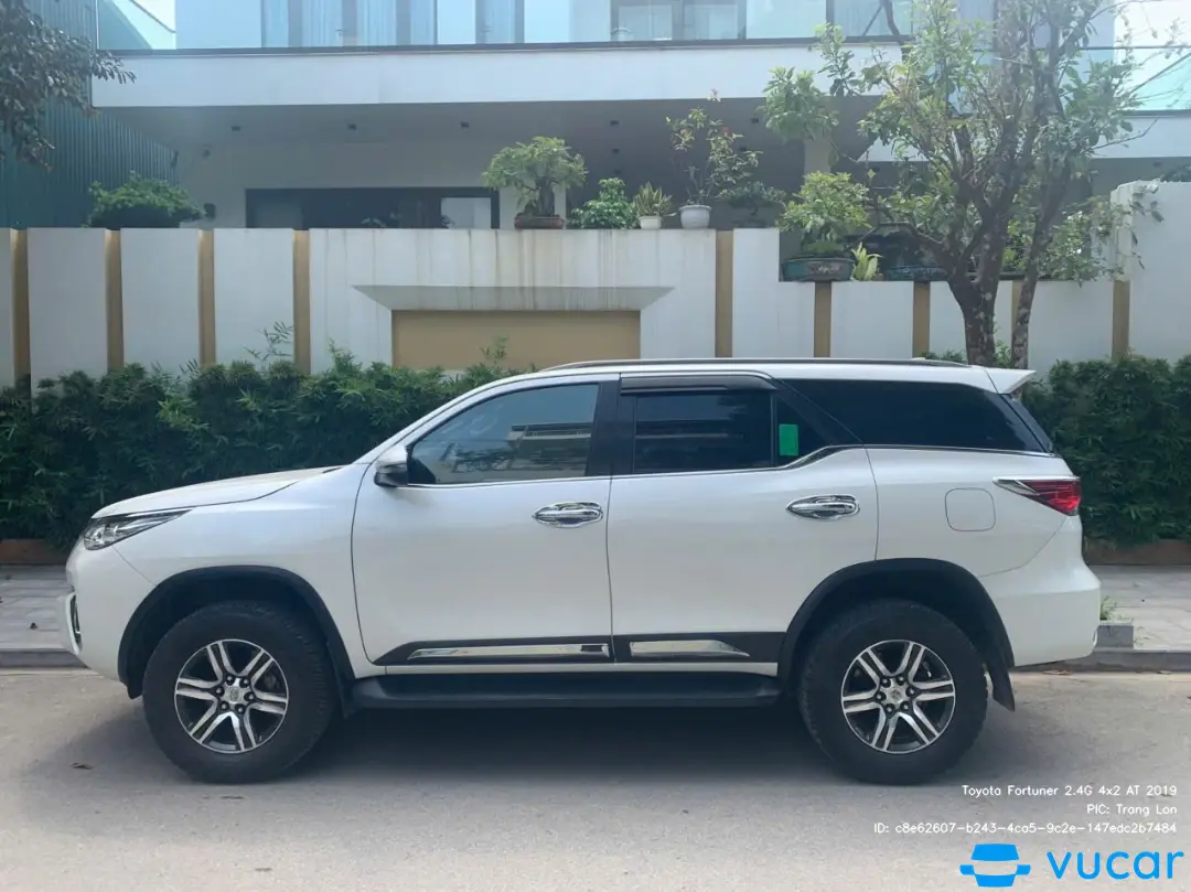Toyota Fortuner 2.4G 4x2 AT 2019 - Ngoại thất 22