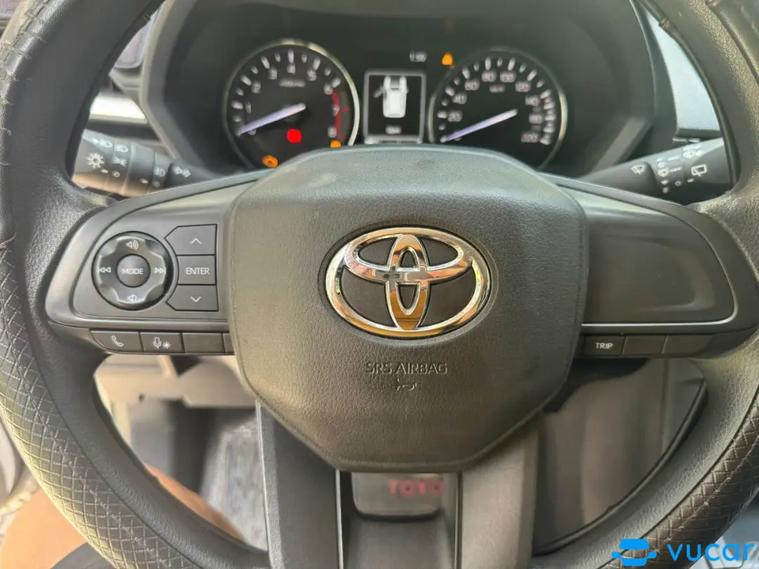 TOYOTA AVANZA Số tự động 2022  - Nội thất 2
