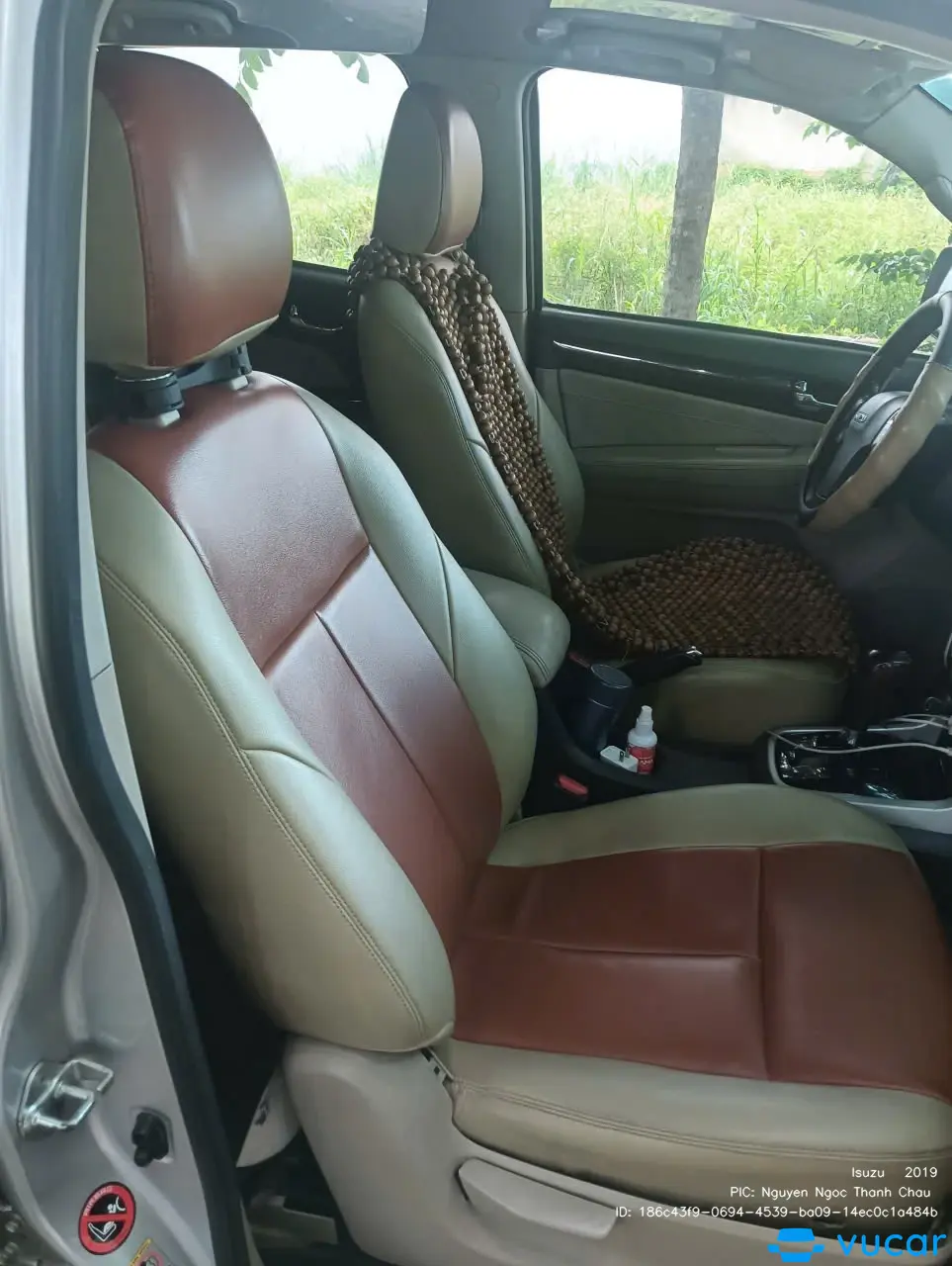Isuzu Mu-x 1.9 4X2 AT 2019 - Nội thất 1