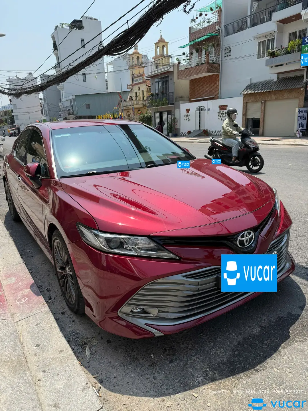Toyota Camry 2.0G 2020 - Ngoại thất 11