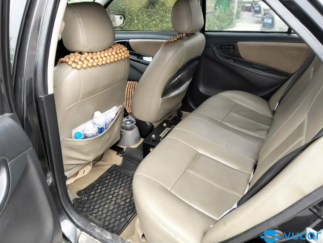 Toyota Vios 1.5 MT 2005 - Nội thất 2