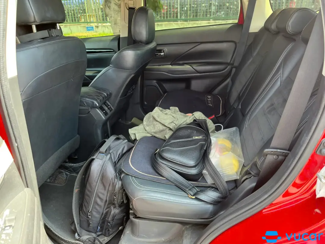 Mitsubishi outlander 2022 base - Nội thất 3