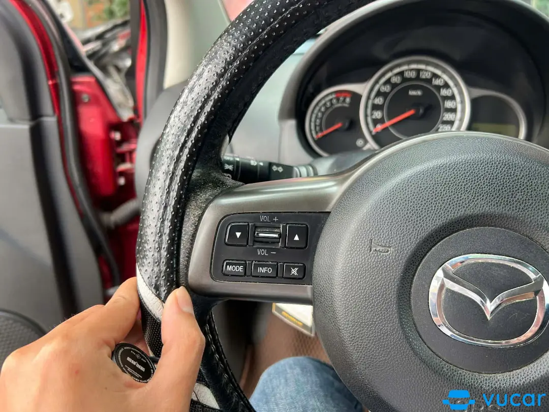 Mazda 2 S 2014 - Nội thất 2
