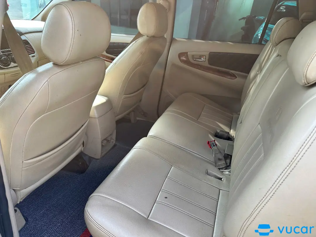 Toyota Innova 2.0G 2008 - Nội thất 3