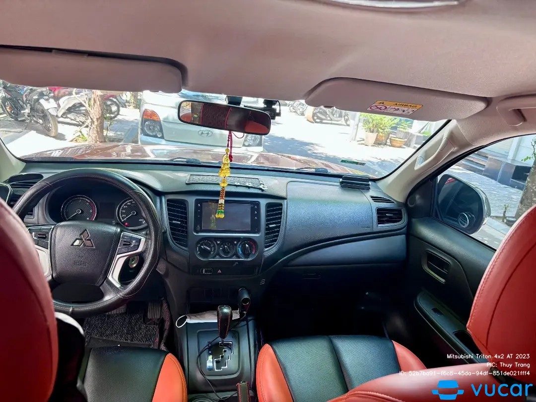Mitsubishi Triton 4x2 AT 2023 - Nội thất 4
