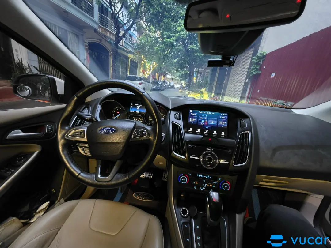 Ford Focus Titanium 1.5L 2016 - Nội thất 1