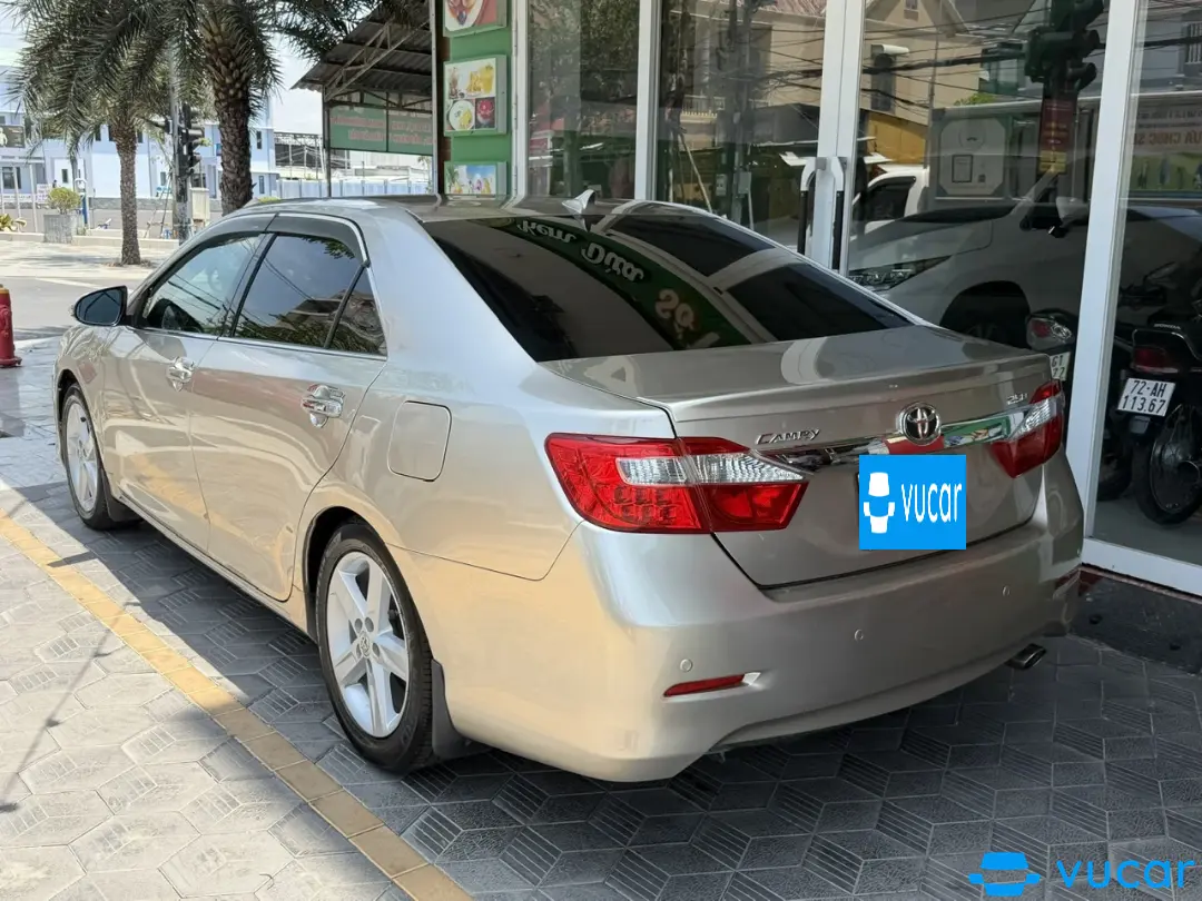Toyota Camry 2.5Q 2014 - Ngoại thất 4