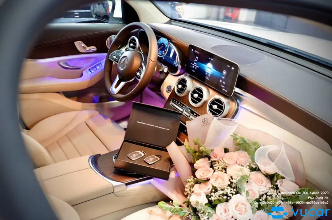 Mercedes Glc 200 4Matic 2020 - Nội thất 1
