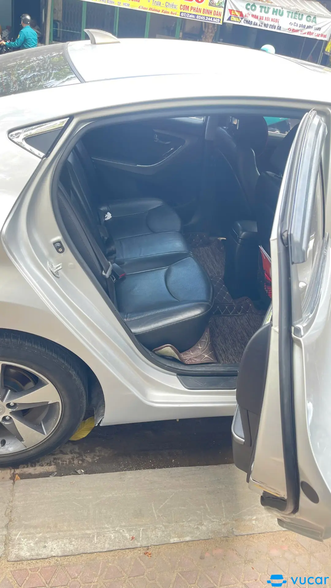 Hyundai Elantra 1.8 AT 2013 - Ngoại thất 4