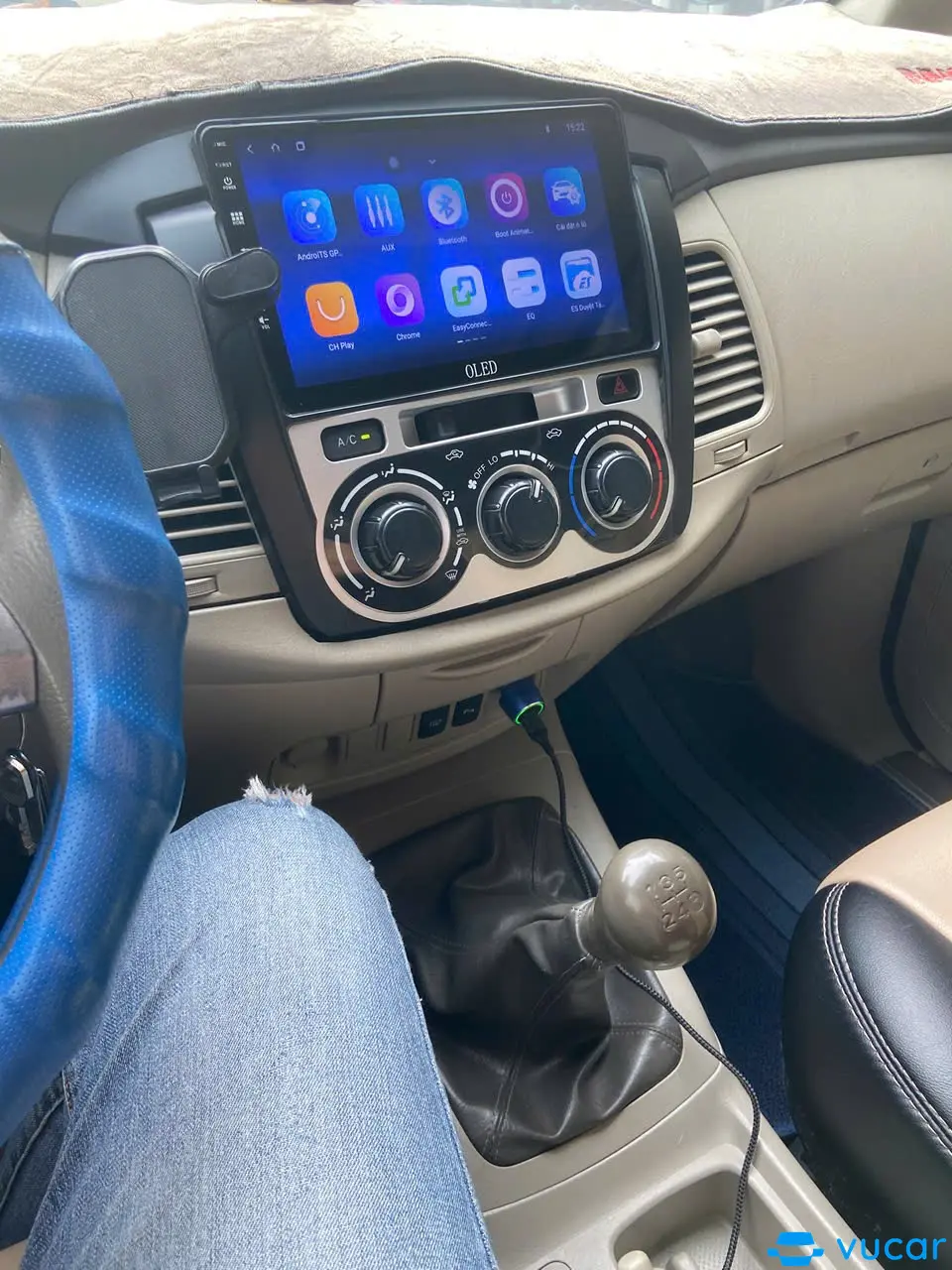 Toyota Innova 2.0E 2015 - Nội thất 2