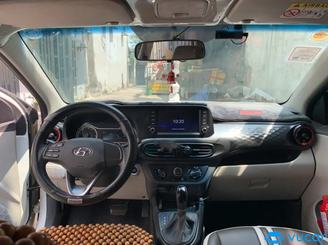 Hyundai I10 1.2 AT 2022 - Nội thất 3