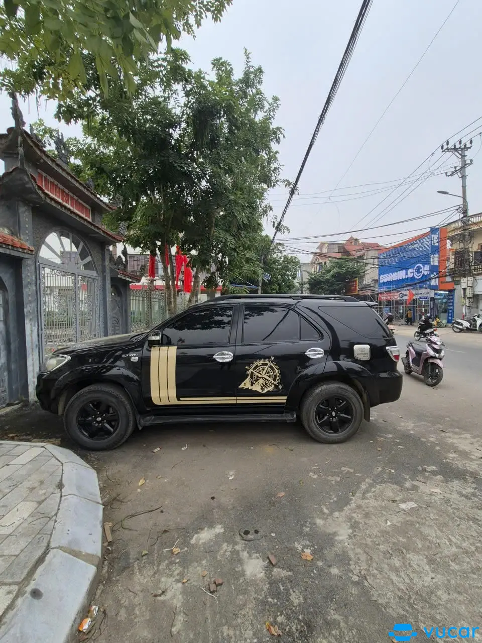 Toyota Fortuner 2.7V 4x4 AT 2009 - Ngoại thất 3