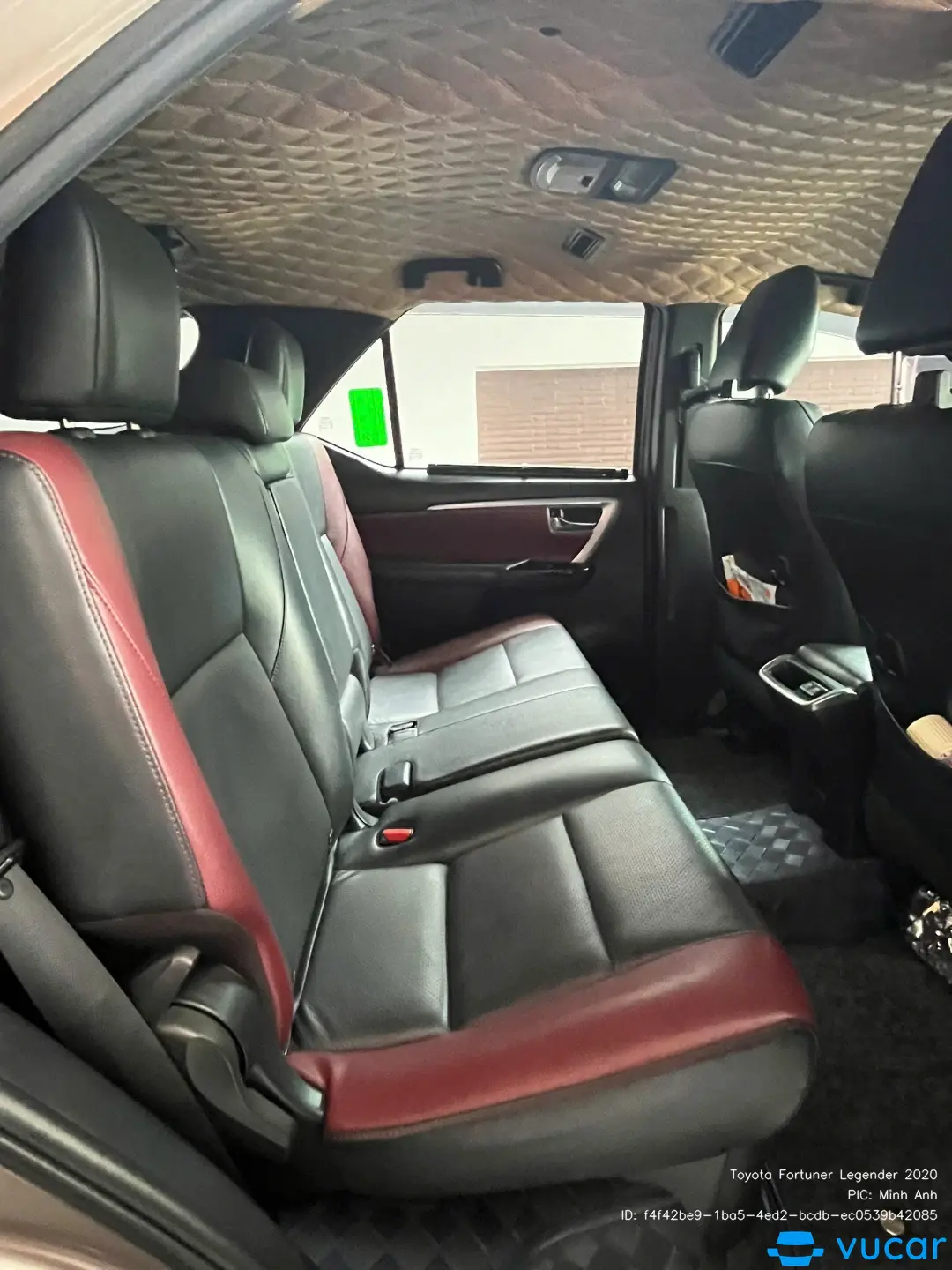Toyota Fortuner 2.4G 4x2 AT Legender 2020 - Nội thất 1