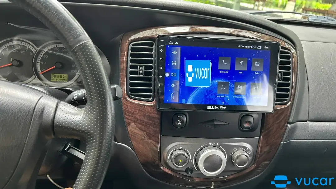 Ford Escape XLT 2.3L 4x4 AT 2010 - Nội thất 4