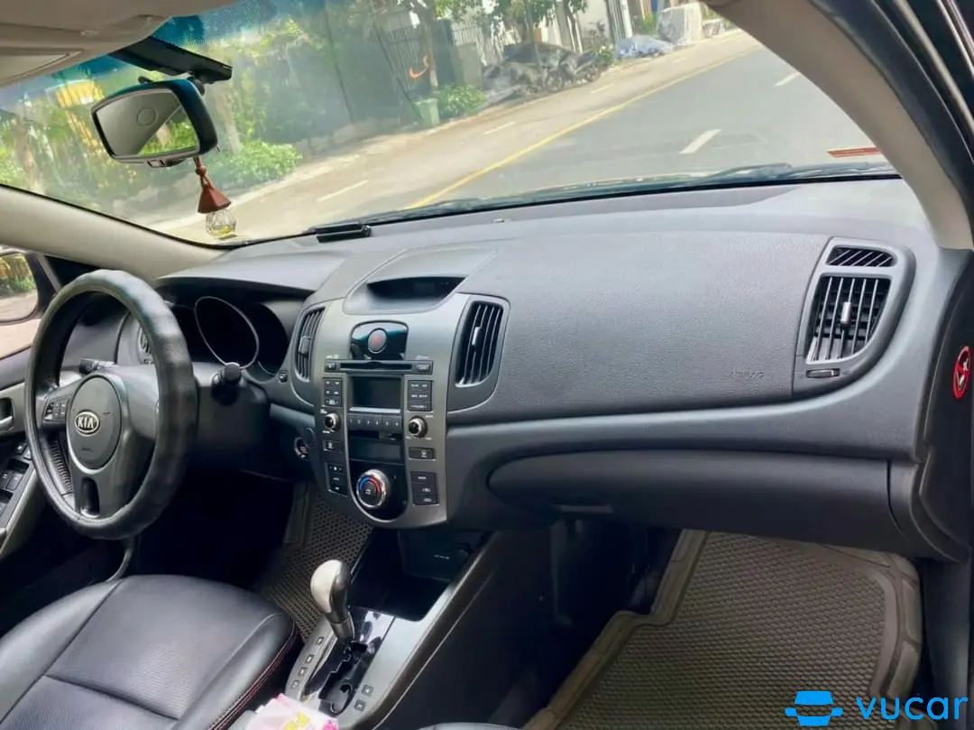 kia cerato AT 2010  - Nội thất 4