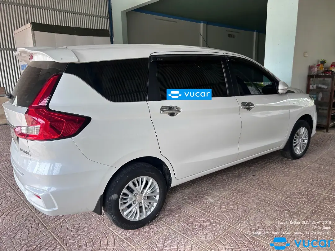 Ảnh xe Suzuki Ertiga GLX 1.5 AT 2019 - ảnh 3