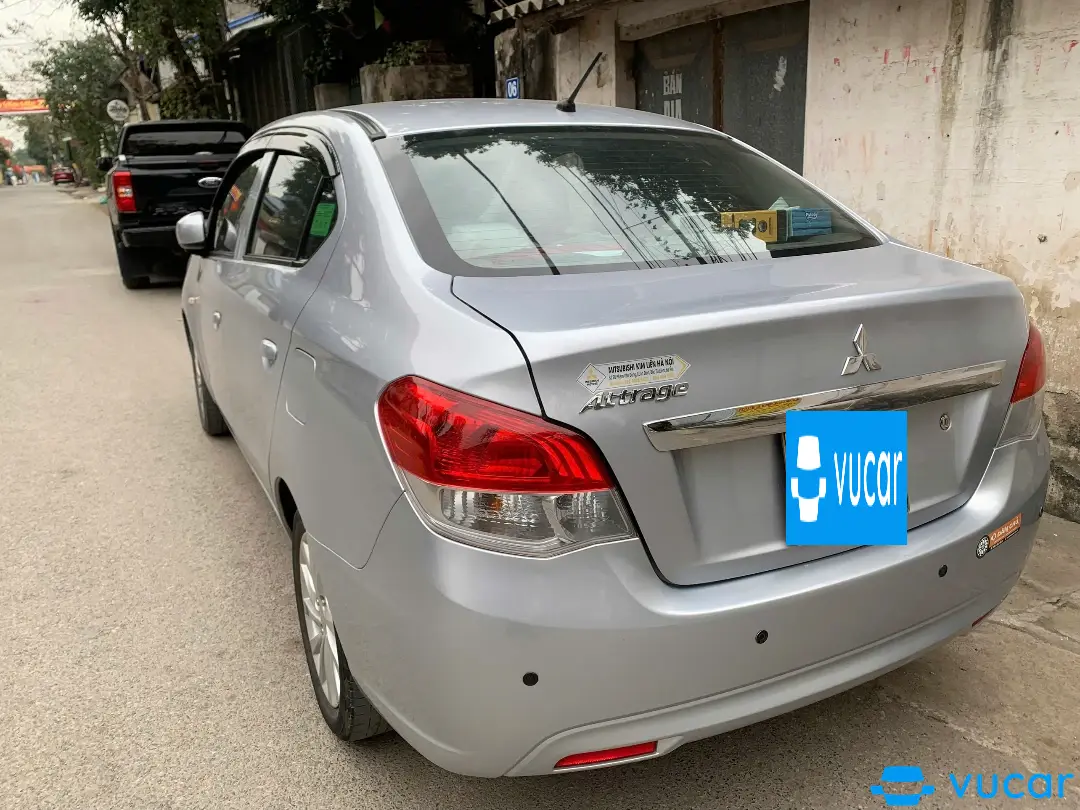 Mishubishi Attrage - Ngoại thất 10