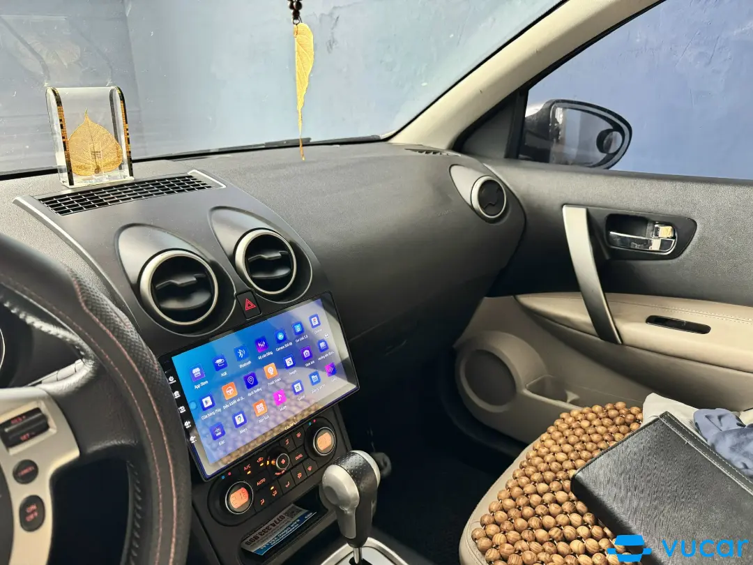 Nissan Qashqai LE AWD 2011 - Nội thất 4