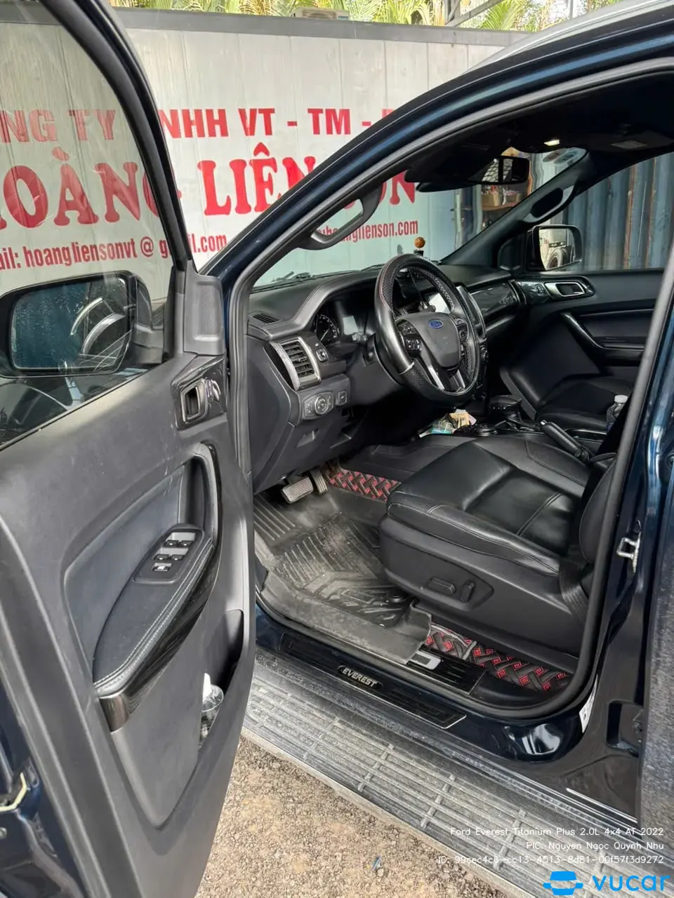 Ford Everest Titanium Plus 2.0L 4x4 AT 2022 - Nội thất 3