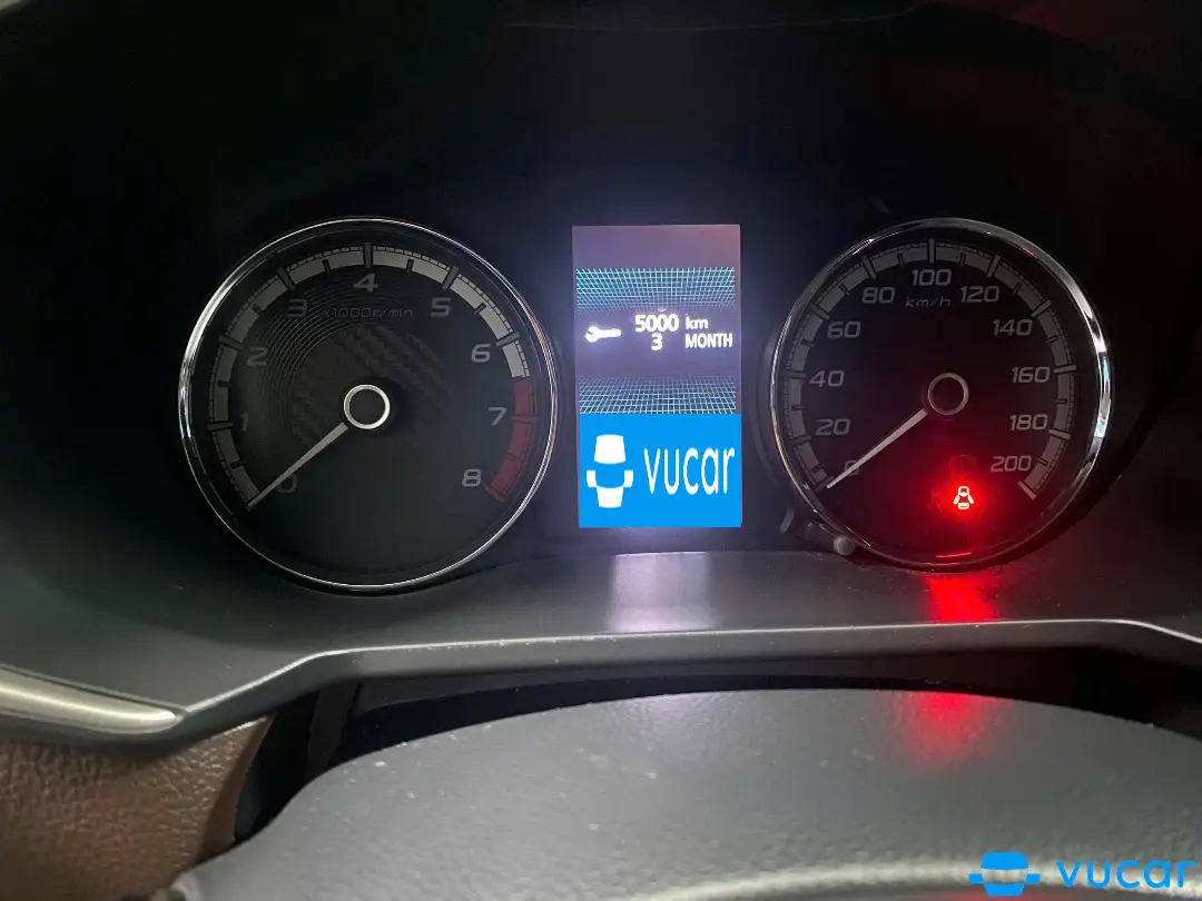 Mitsubishi Xpander Cross 1.5 AT 2020 - Nội thất 3