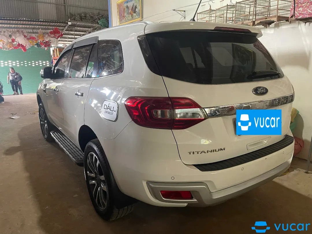 Ford Everest Titanium 1 cầu 2020 - Ngoại thất 6