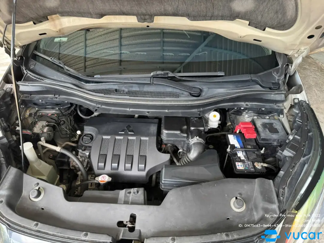Mitsubishi Xpander 1.5 pre 2022 - Khoang động cơ 1