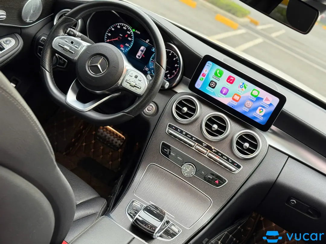 Mercedes C300 AMG 2020 - Nội thất 4