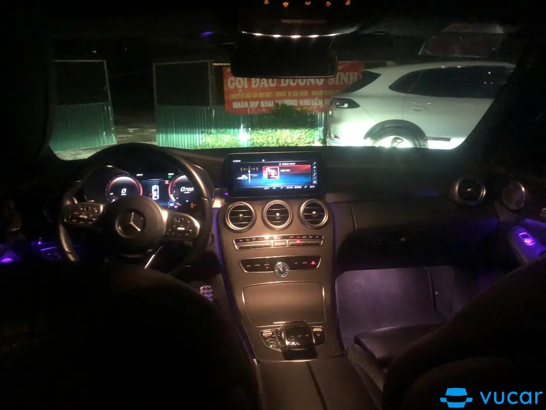 Mercedes C300 AMG 2020 - Nội thất 1