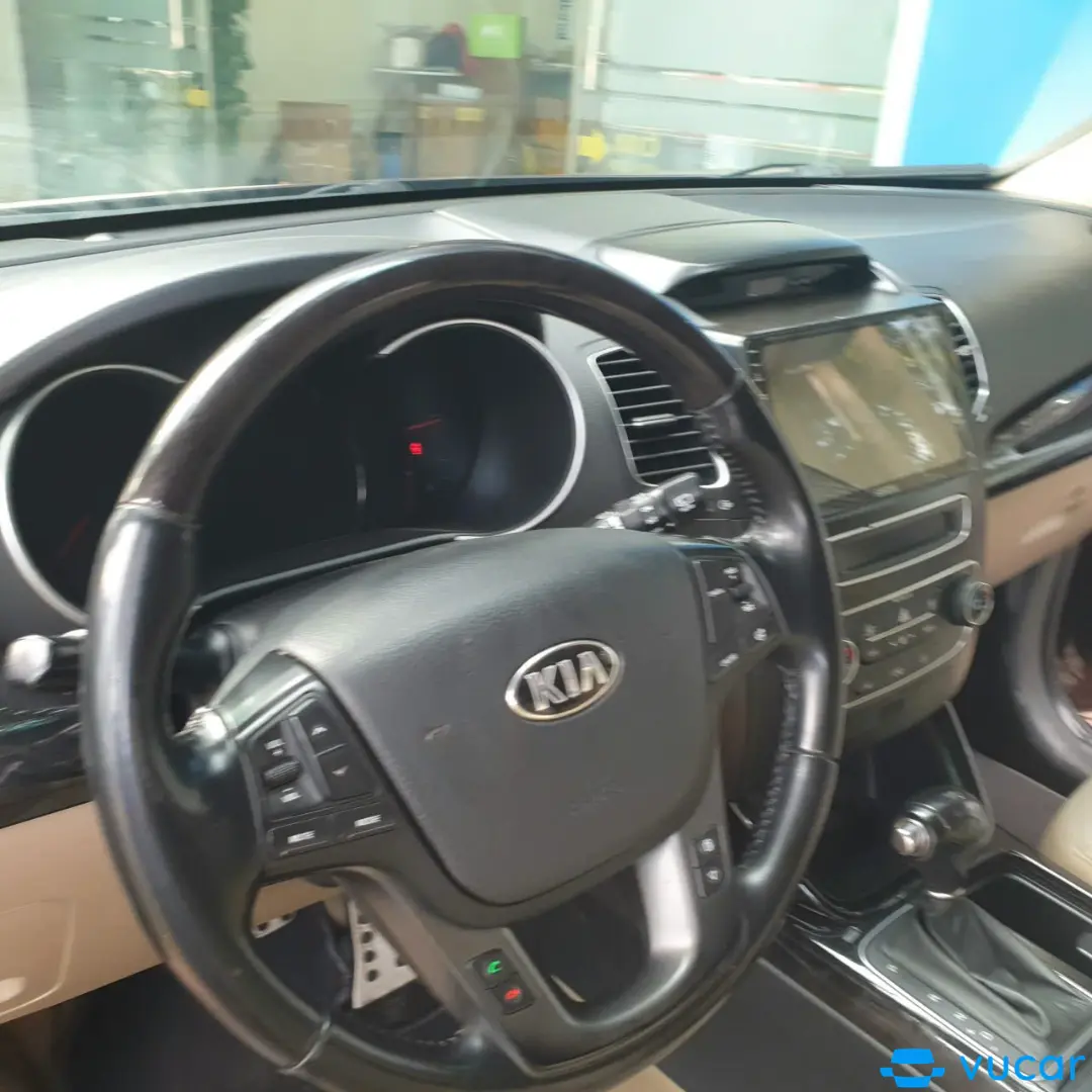 Kia Sorento 2.4 AT 2017 - Nội thất 1