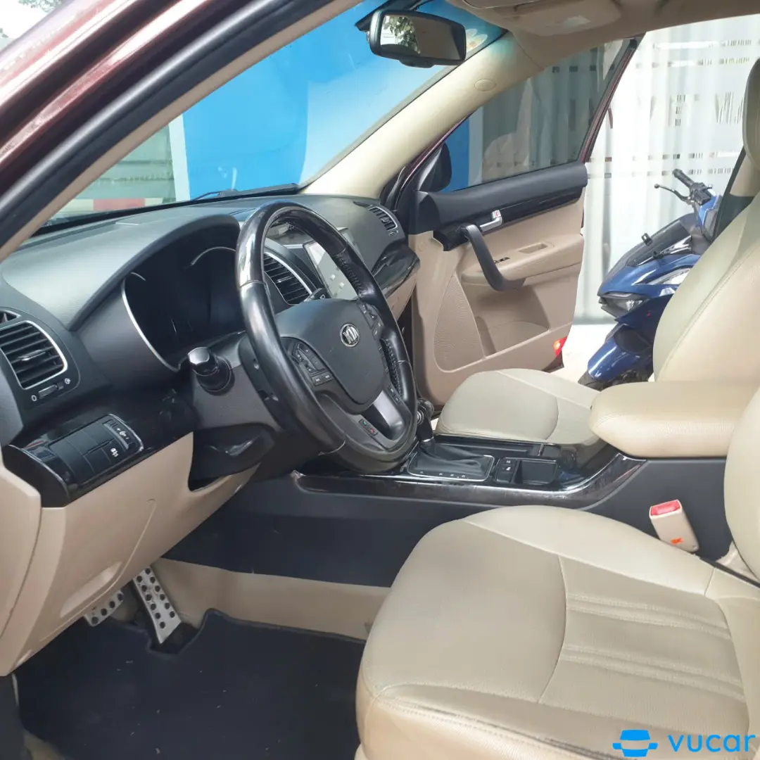 Kia Sorento 2.4 AT 2017 - Nội thất 4