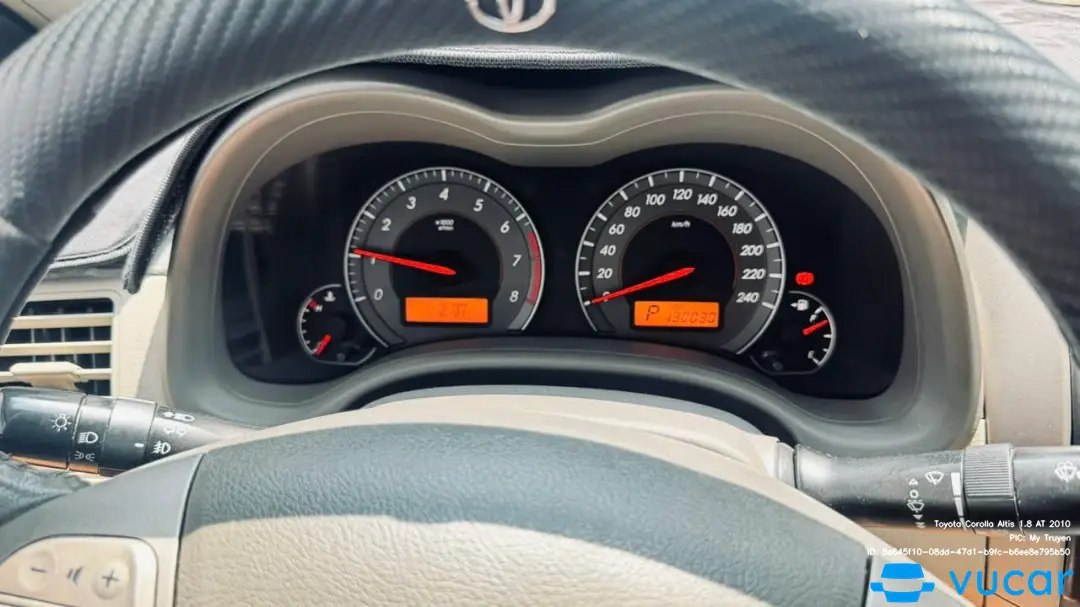 Toyota Corolla Altis 1.8 AT 2010 - Nội thất 2