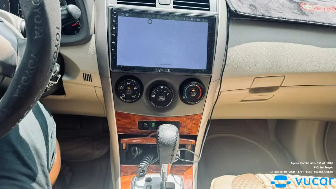 Toyota Corolla Altis 1.8 AT 2010 - Nội thất 3