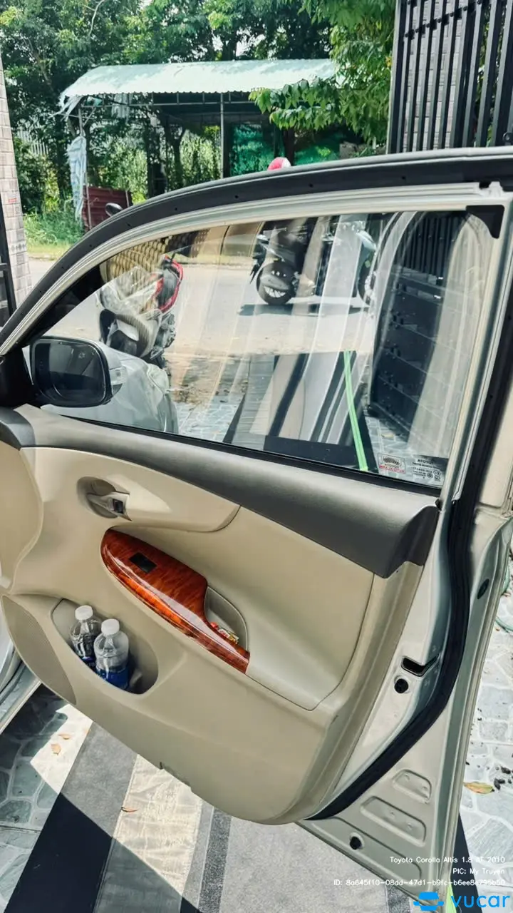 Toyota Corolla Altis 1.8 AT 2010 - Nội thất 5